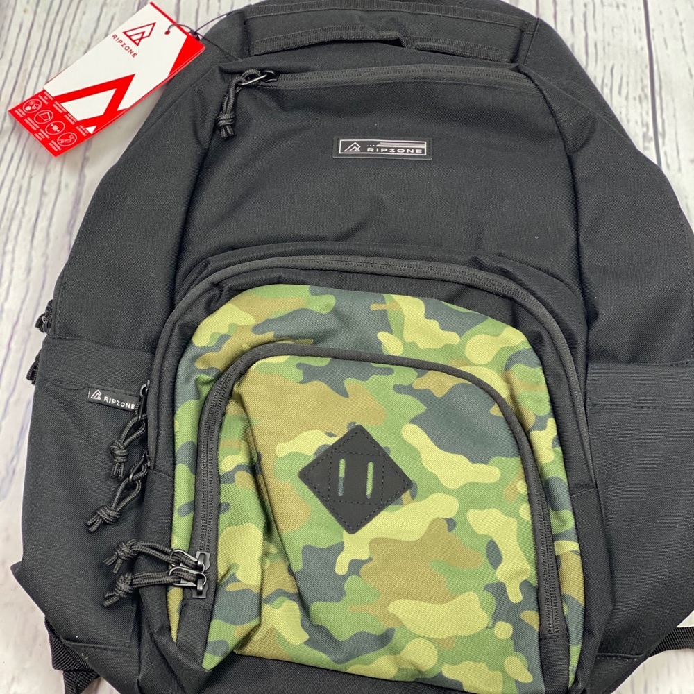 Ripzone Black Cameo 30lb Backpack